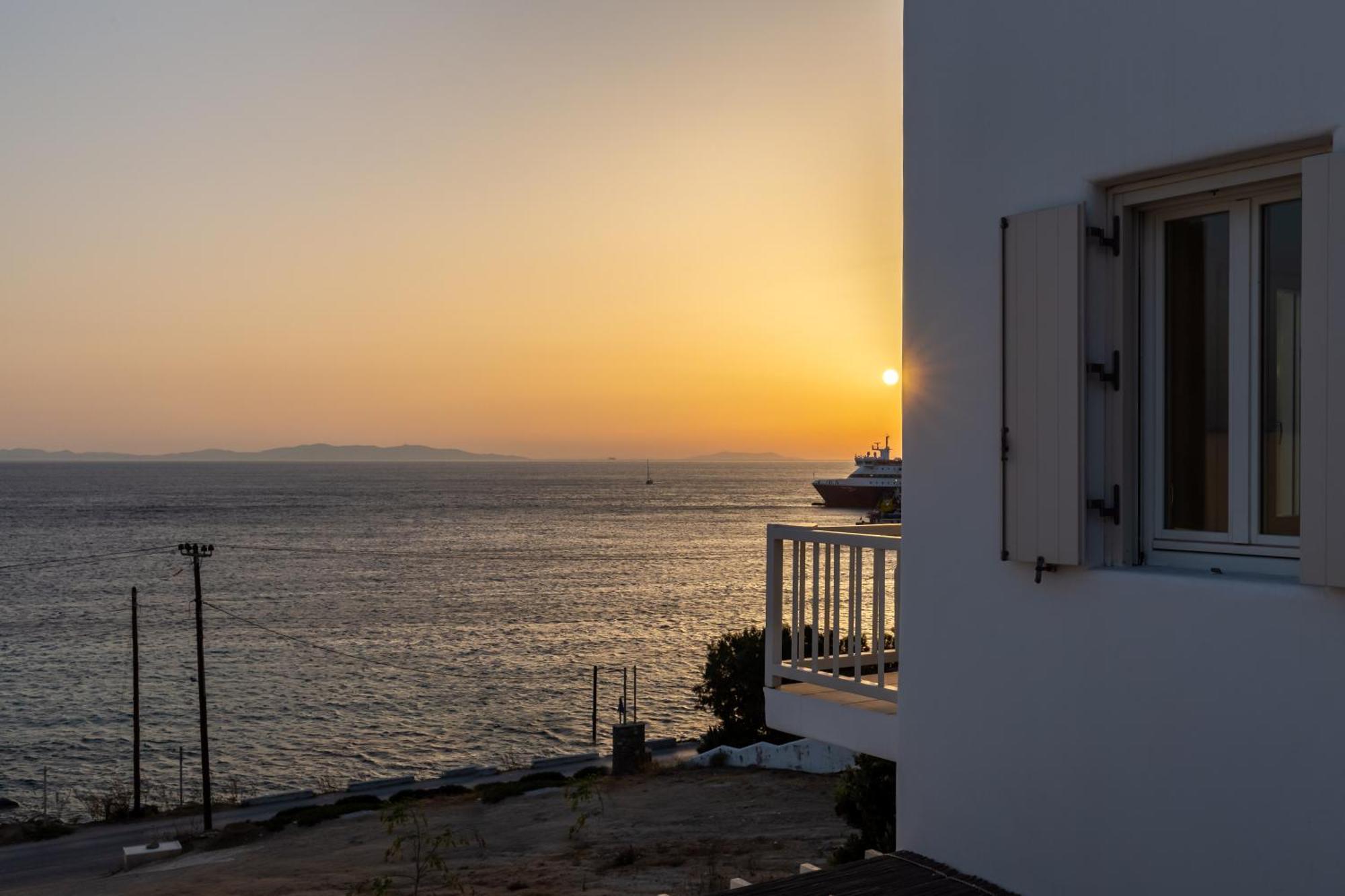 Namaste Boutique Apartments Mykonos เตลอส ภายนอก รูปภาพ